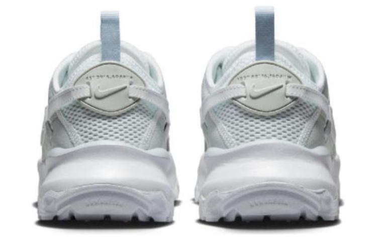 Details for (Women) Nike TC 7900 Premium 2 'Photon Dust Light Blue' FB8941-043