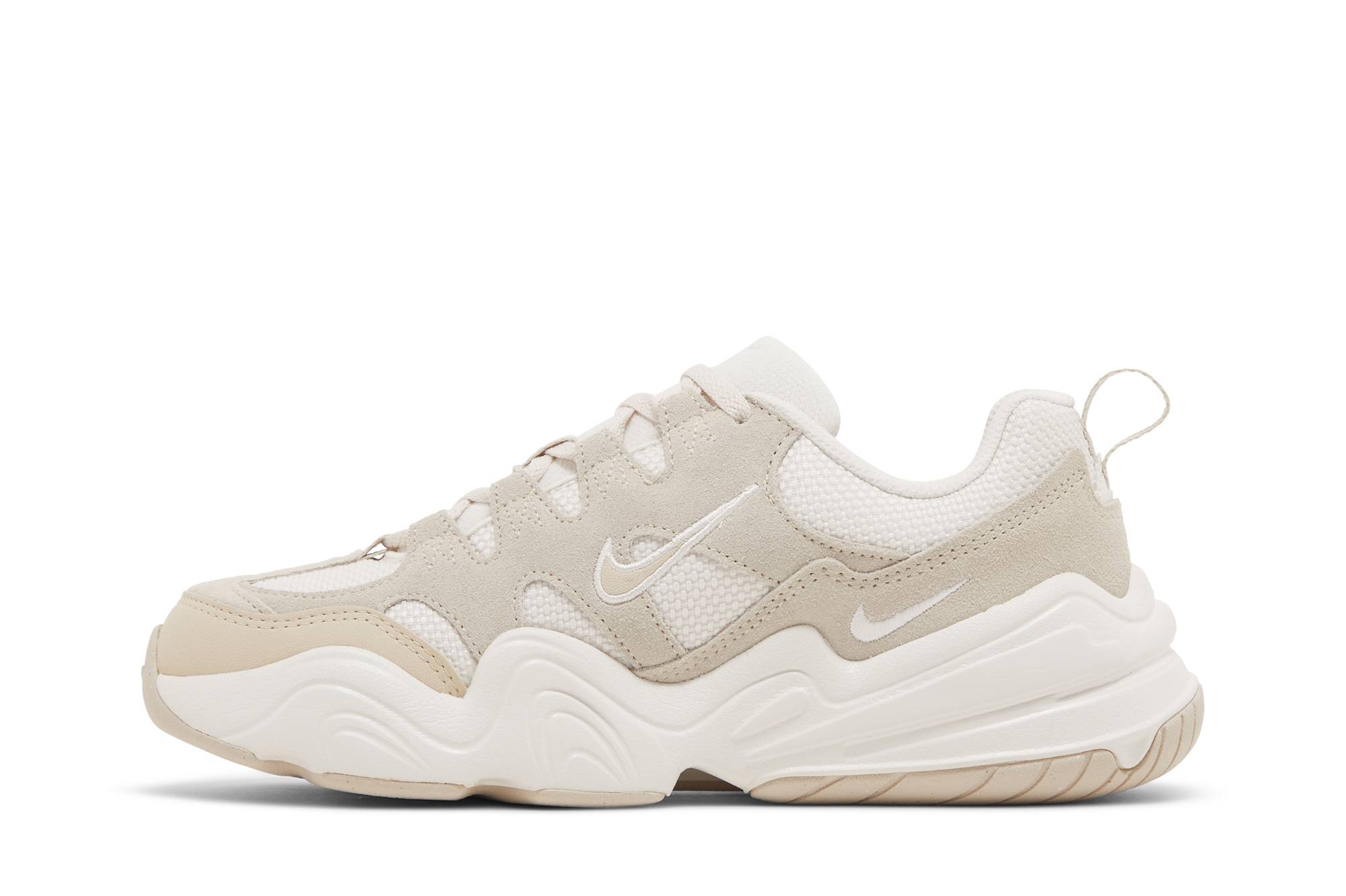 Lookbook (W) Nike Tech Hera 'Light Orewood Brown' Sepatu Wanita Cokelat Muda DR9761-002