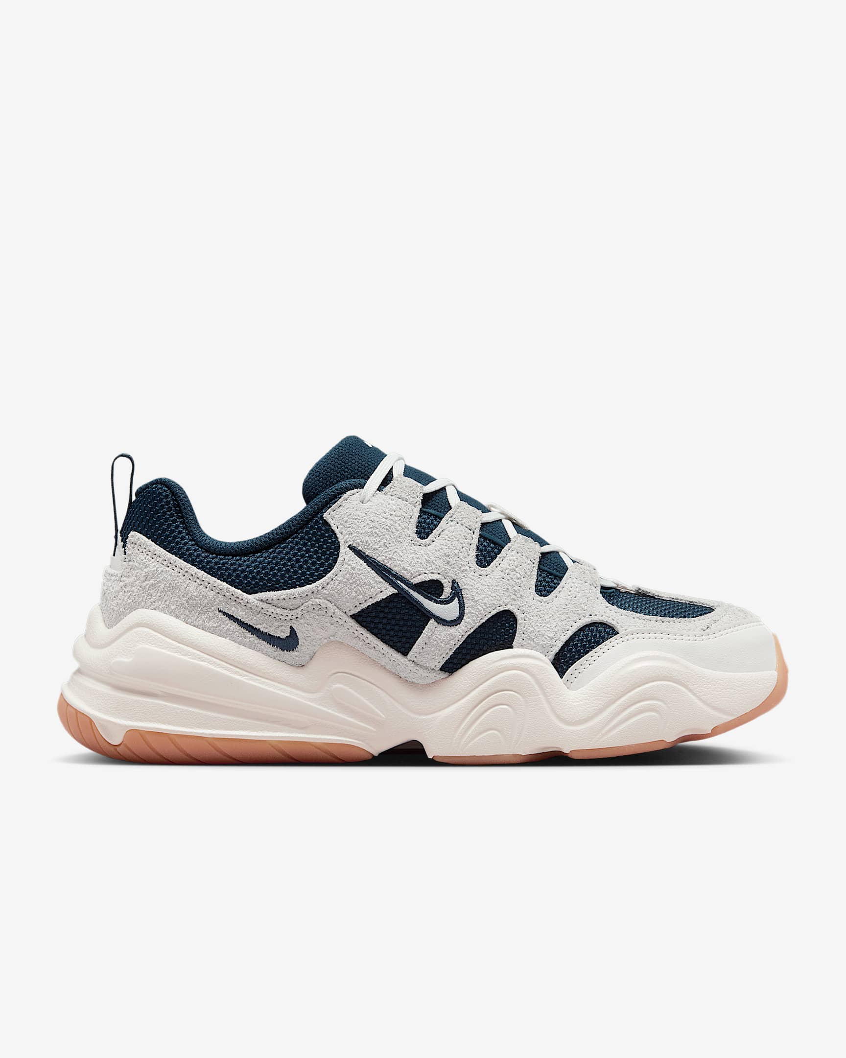 Shop (W) Nike Tech Hella Wanita DR9761-004