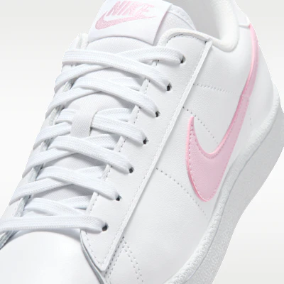 (W) Nike Tennis Classic Blanc/Blanc/Rose Poudre IQ7387-105 Sizing (W) Nike Tennis Classic Blanc/Blanc/Rose Poudre IQ7387-105