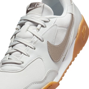 (W) 耐克 Terra Manta 浅灰尘/浅棕/平铅色/金属铅色 HQ1940-002 Sizing (W) 耐克 Terra Manta 浅灰尘/浅棕/平铅色/金属铅色 HQ1940-002