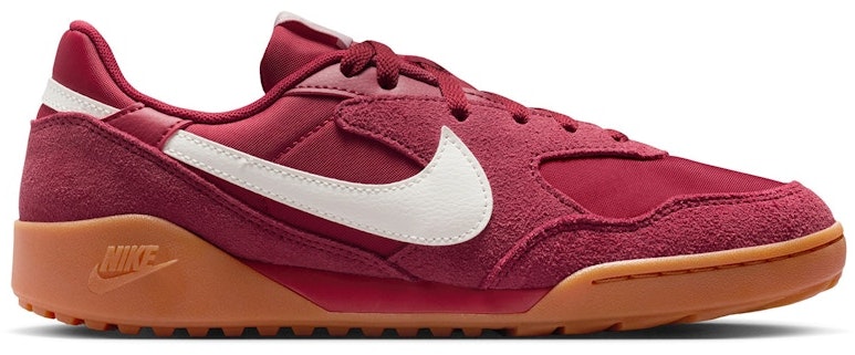 women-nike-terra-manta-suede-team-crimson-gum-im-5362-600