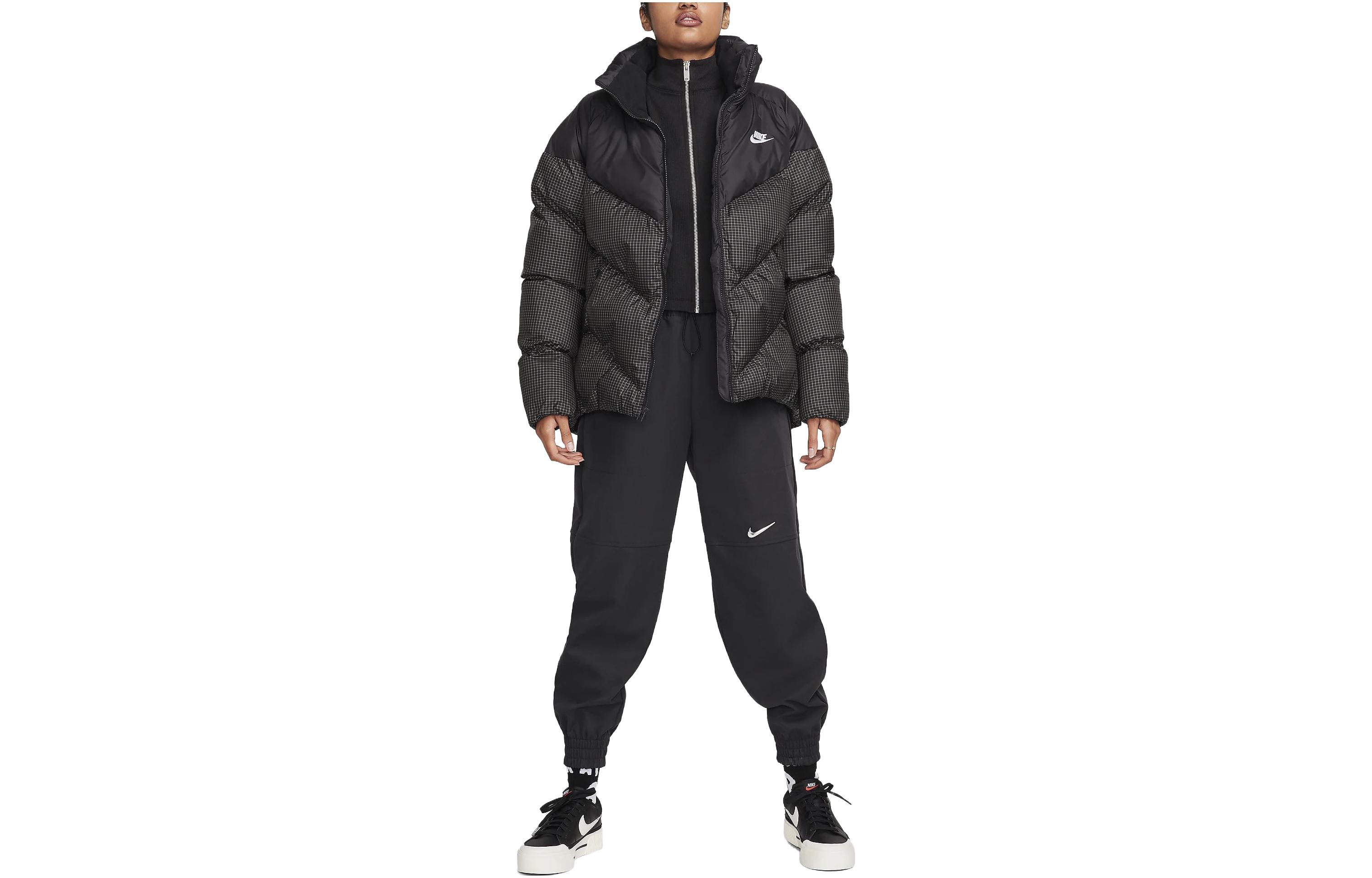 (Women) Nike Therma-FIT Loose Puffer Jacket Women’s Black Checkered Zip-Up. FB8788-010