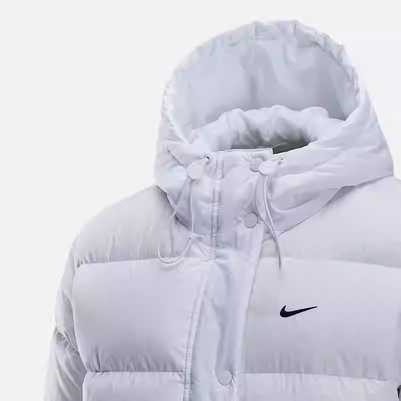 (Women) Nike Therma-FIT Sportswear Metro Logo Loose Fit  White Puffer Jacket. FZ5929-100 圖 5