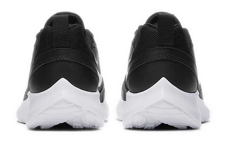 Shop (W) Nike Todos RN Schwarz/Weiß BQ3201-001