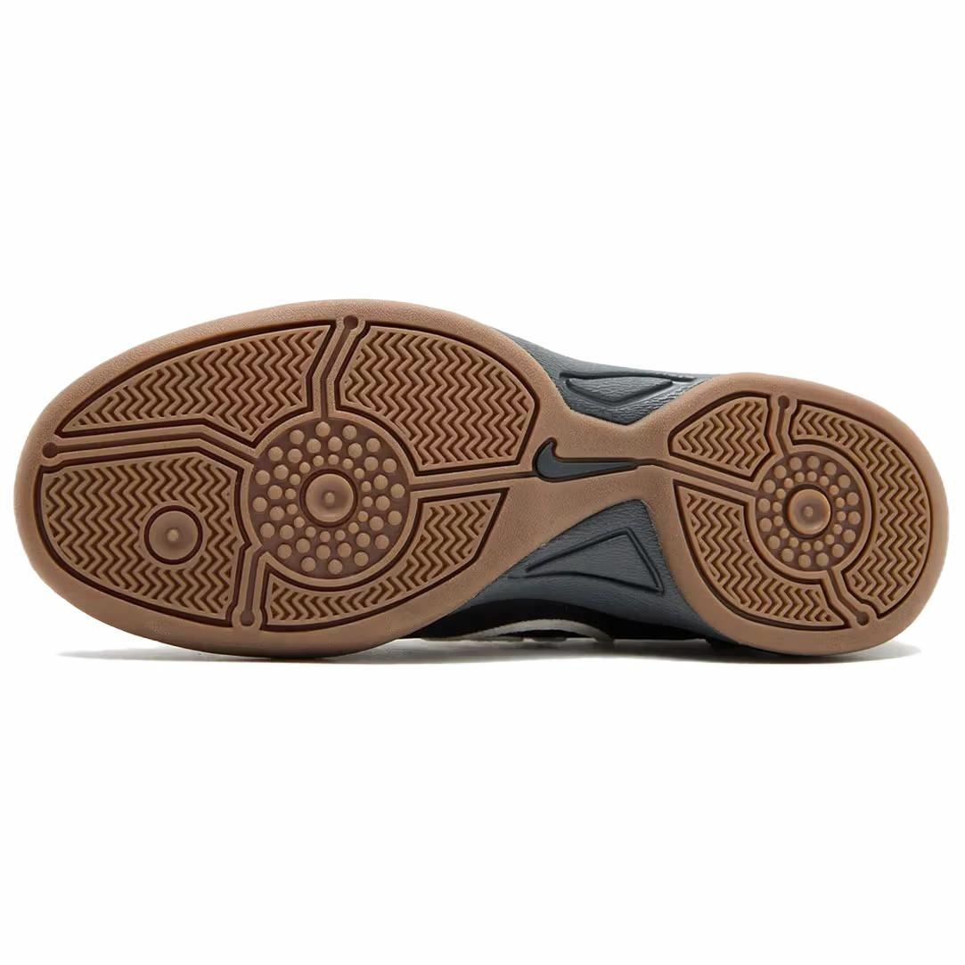 Shop (W) Nike Total 90 3 SP ''Hitam Gum'' IH2314-002