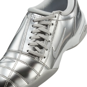 (W) Nike Total 90 Platinum Metalik/Photon Dust II9792-011 Sizing (W) Nike Total 90 Platinum Metalik/Photon Dust II9792-011