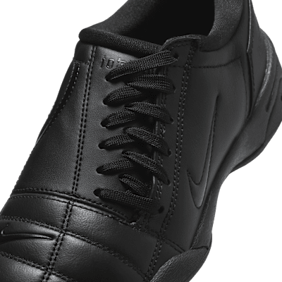 Sizing (W) 나이키 토탈 90 축구화 블랙/앤트러사이트 IM4841-010