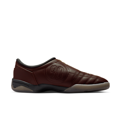 Lookbook (W) ナイキ トータル90 スペシャルエディション バロックブラウン/オフノワール IM8053-237