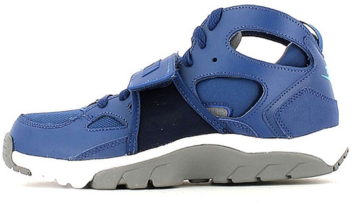 women-nike-trainer-huarache-blue-white-705254-440