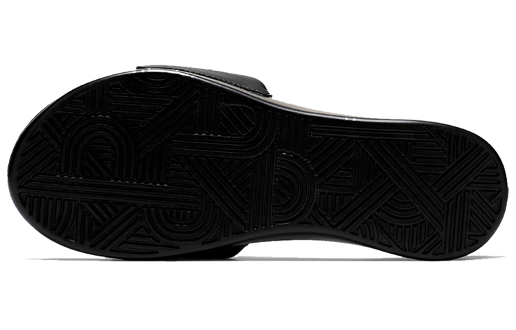 Shop Nike Ultra Comfort3 Slide 居家拖鞋 女款 黑

Translation: Nike Ultra Comfort3 Slide 家居拖鞋 女款 黑色