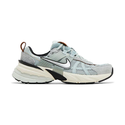 (W) Nike V2K Run 'Light Pumice'
