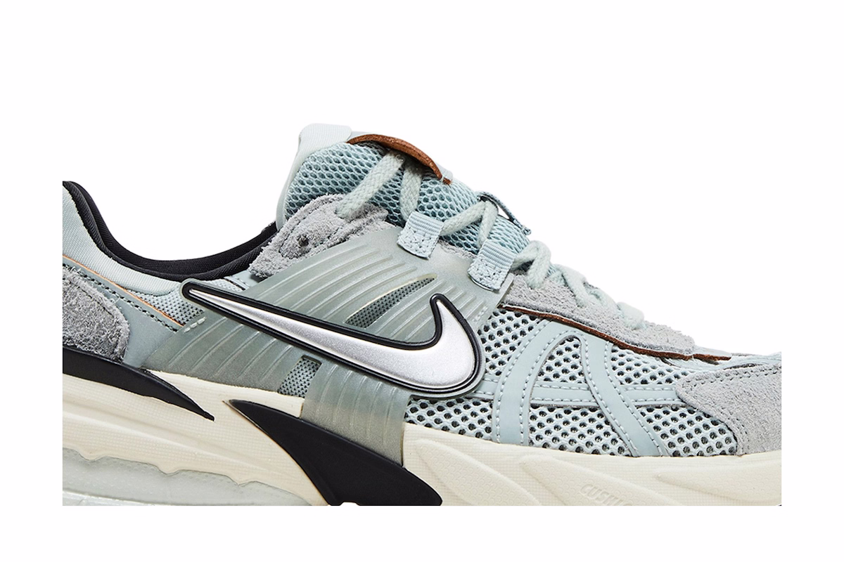 (Women) Nike V2K Run 'Light Pumice'