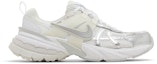 Buy (W) 耐克V2K奔跑"金属银" FD0736-104
