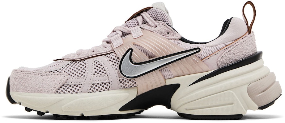 (Women) Nike V2K Run 'Platinum Violet' FN6703-001 Lookbook (Women) Nike V2K Run 'Platinum Violet' FN6703-001
