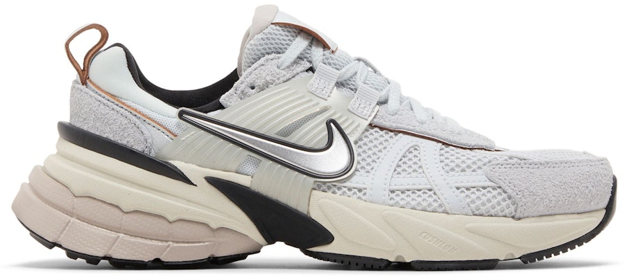 (Women) Nike V2K Run 'Pure Platinum Chrome' FN6703-002 Buy (Women) Nike V2K Run 'Pure Platinum Chrome' FN6703-002