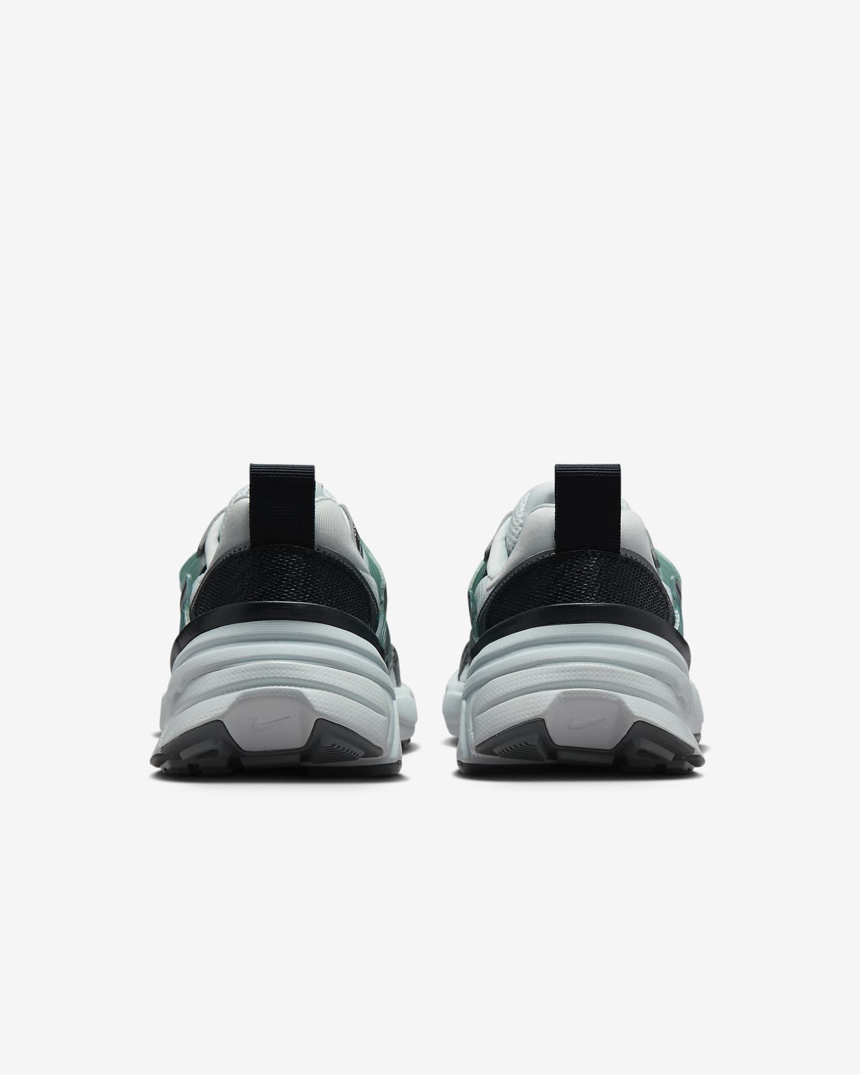 Details for (W) 耐克V2K跑鞋 '顶峰白金属色' HQ3484-121