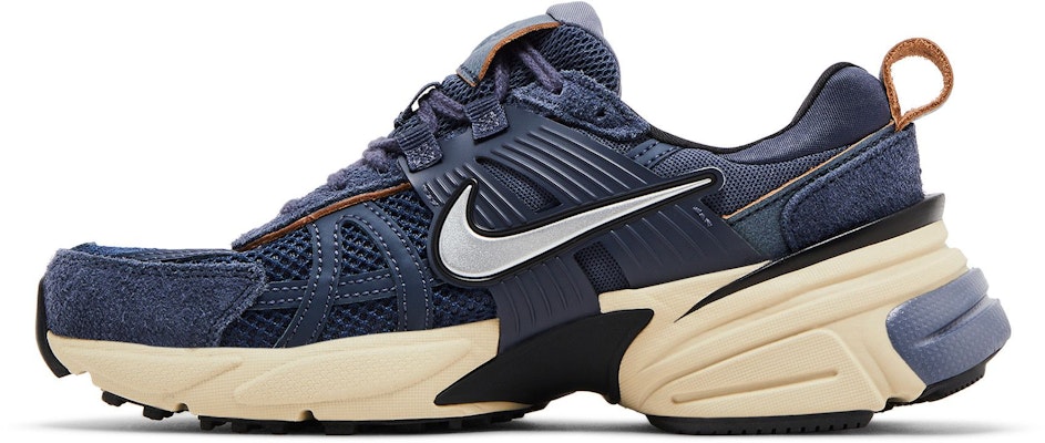 (Women) Nike V2K Run 'Thunder Blue' FN6703-400 Lookbook (Women) Nike V2K Run 'Thunder Blue' FN6703-400