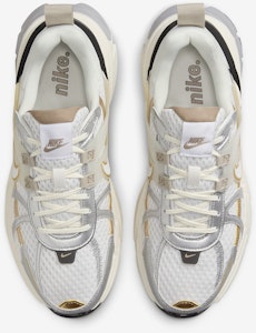 (W) ナイキ V2K ラン「ホワイトカーキメタリック」 HJ7245-100 Shop (W) ナイキ V2K ラン「ホワイトカーキメタリック」 HJ7245-100