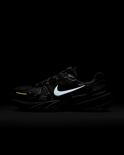 (Women) Nike V2K Run 'White Khaki Metallic'