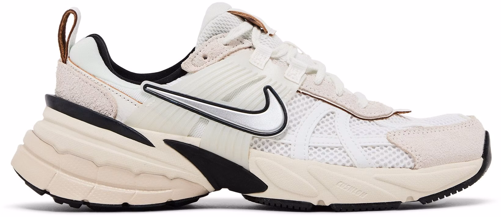women-nike-v2-k-run-white-light-orewood-brown-fn-6703-100