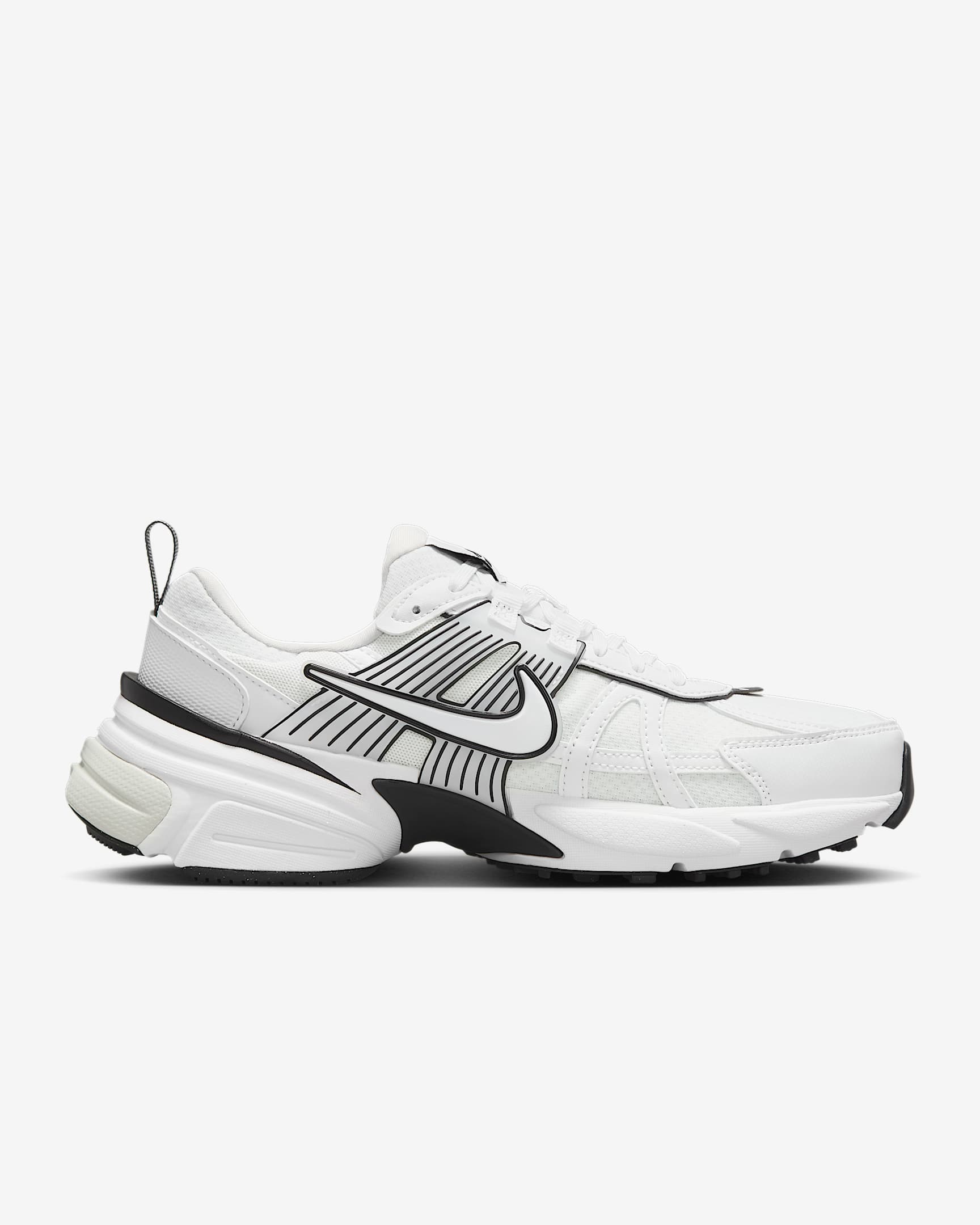 Shop 女款 Nike V2K 跑步鞋 HF5342-100
