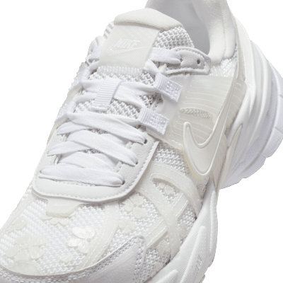 Cheap (W) Nike V2K Run 'Putih Summit White' HJ5269-100
