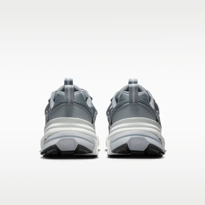 (W) Nike V2K Run Gris Cool/Gris Lobo/Polvo Fotón/Plateado Metálico IH0388-002 Details for (W) Nike V2K Run Gris Cool/Gris Lobo/Polvo Fotón/Plateado Metálico IH0388-002