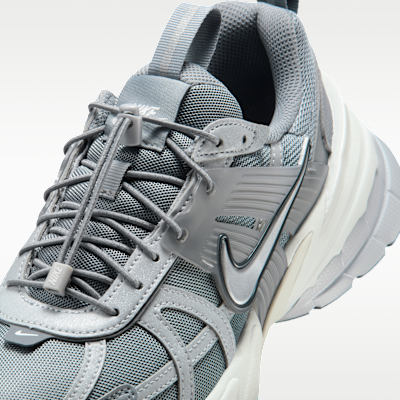 Sizing (W) 耐克 V2K 跑鞋 冷灰/狼灰/光子灰/金属银 IH0388-002