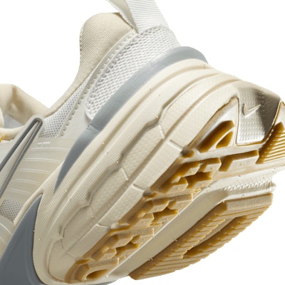 (Women) Nike V2K Run FD0736-108 Cheap (Women) Nike V2K Run FD0736-108
