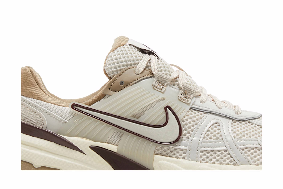 (Women) Nike V2K Run Light 'Orewood Brown'