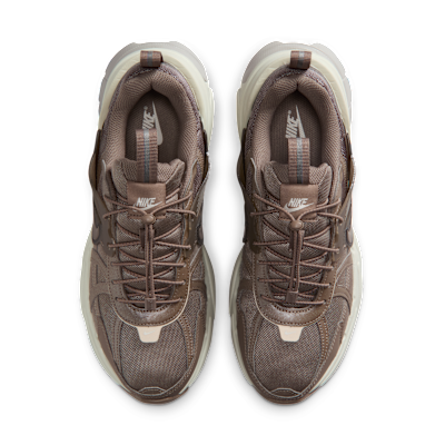 Shop (W) Nike V2K Run 貂棕/淺骨白/學院灰/貂棕 IH0388-200