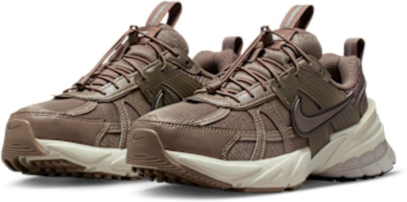 (W) 耐克 V2K 跑鞋 深褐色/浅骨色/大学灰/深褐色 IH0388-200 Details for (W) 耐克 V2K 跑鞋 深褐色/浅骨色/大学灰/深褐色 IH0388-200