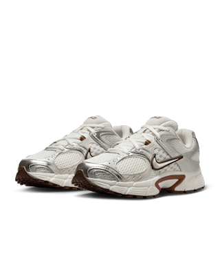 Details for (W) Nike V5 RNR Kasut Sneakers Perempuan HQ7901-102