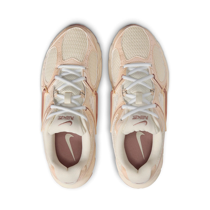 Details for (W) Zapatillas Nike V5 RNR. IH5088-001