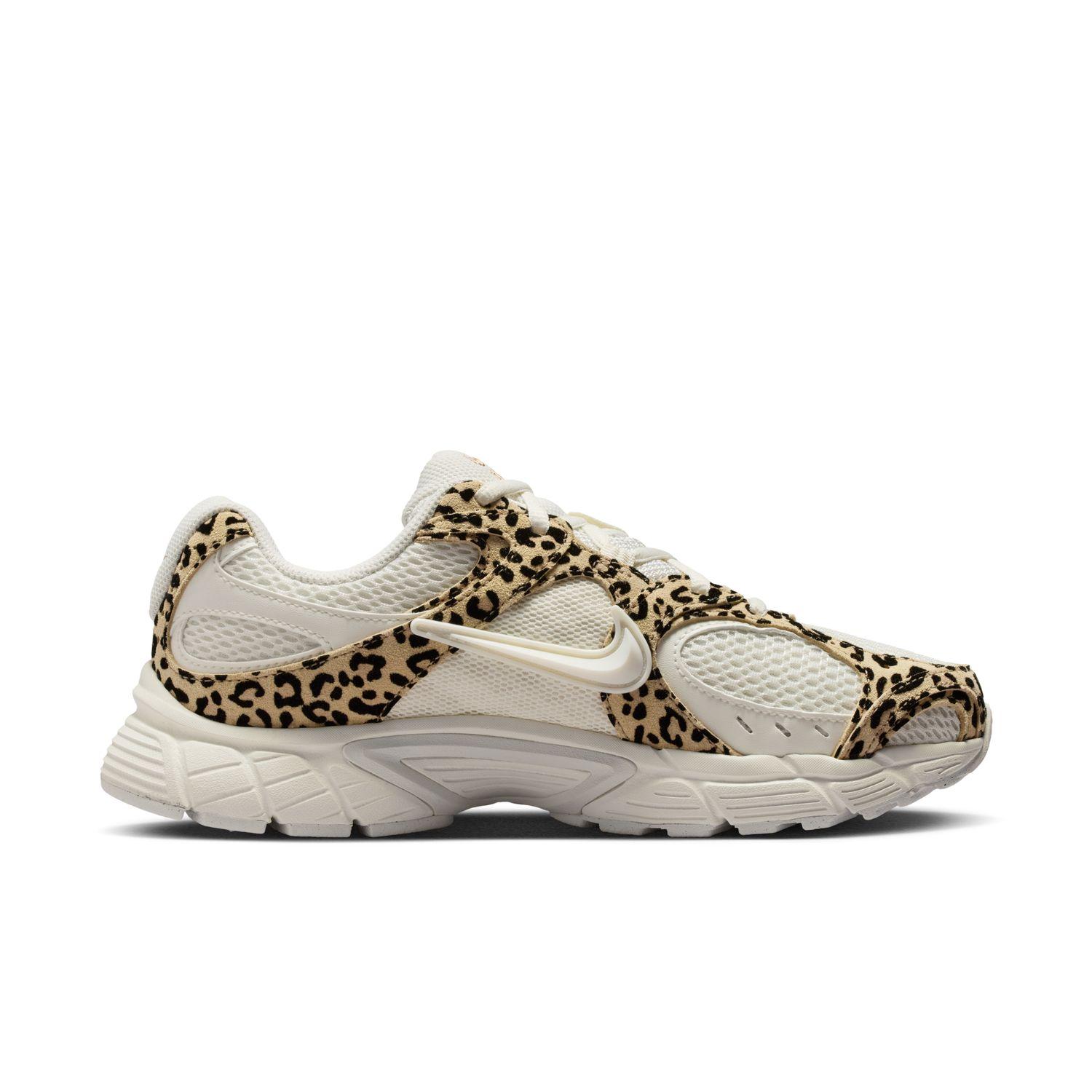 Details for (W) Nike V5 RNR Suede XLPG 133 Sail/Sail Sepatu Pria Sneakers Casual IR5823-133
