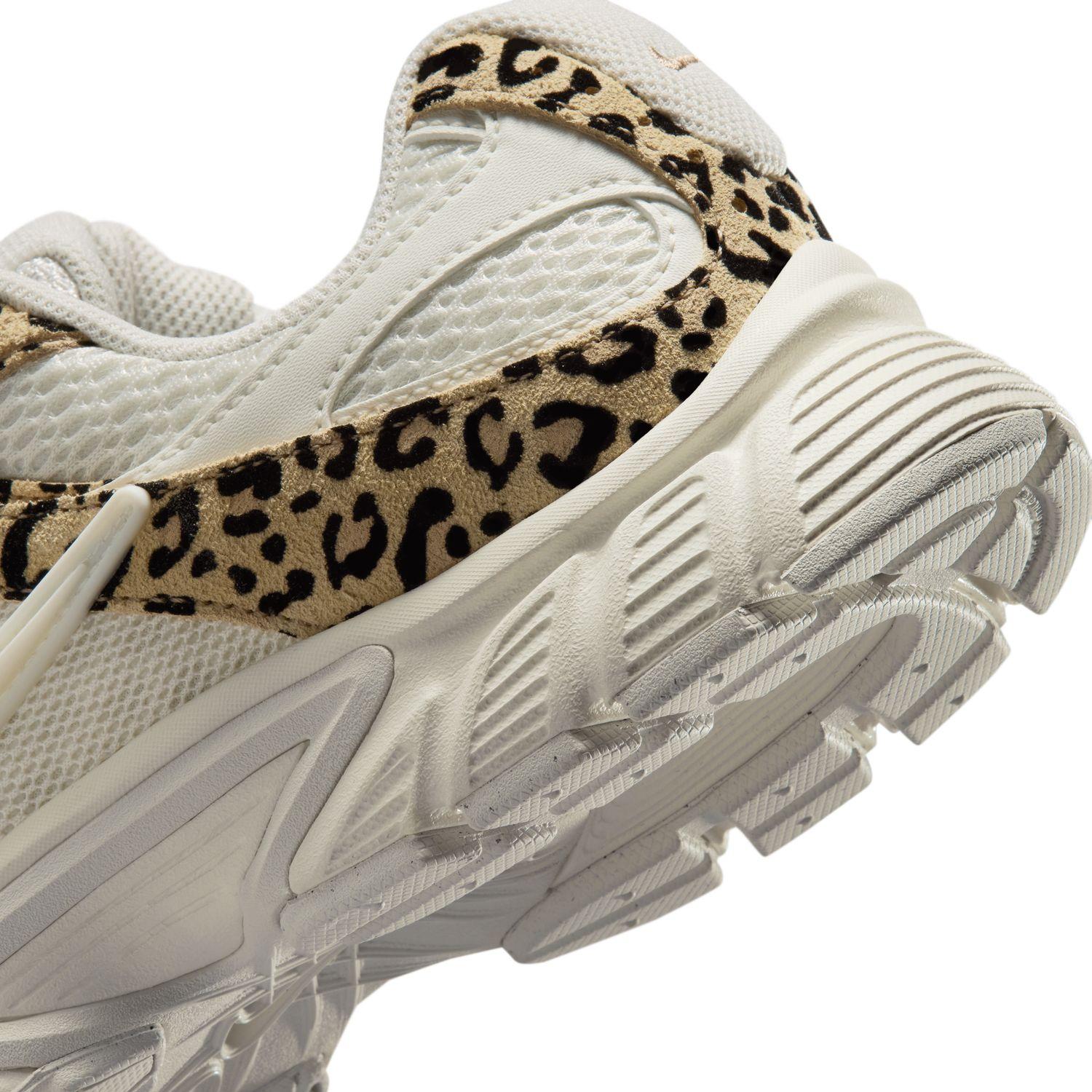 Sizing (W) Nike V5 RNR Suede XLPG 133 Sail/Sail Sepatu Pria Sneakers Casual IR5823-133