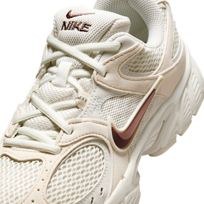 Sizing (W) 나이키 V5 RNR 서밋 화이트/팬텀/리플렉트 실버/타투 IQ7577-121