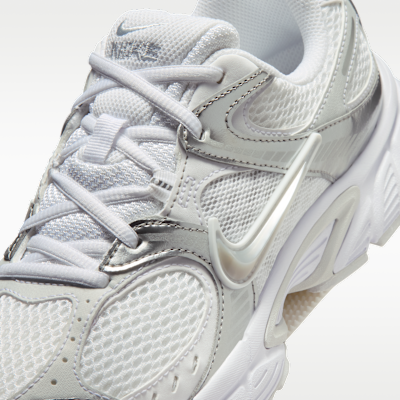 Sizing (W) Nike V5 RNR Putih/Platinum Metalik/Perak Murni/Perak Metalik HQ7901-112