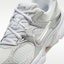 Sizing (W) ナイキ V5 RNR ホワイト/メタリックプラチナ/ピュアプラチナ/メタリックシルバー HQ7901-112
