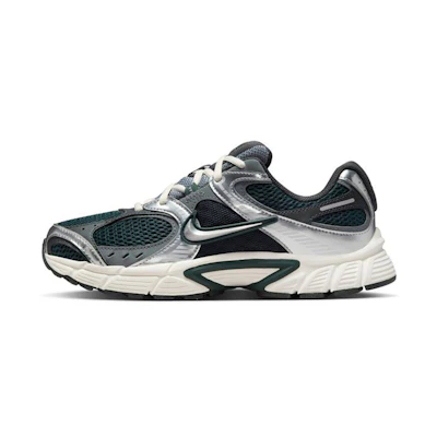 (W) Nike V5 RNNR