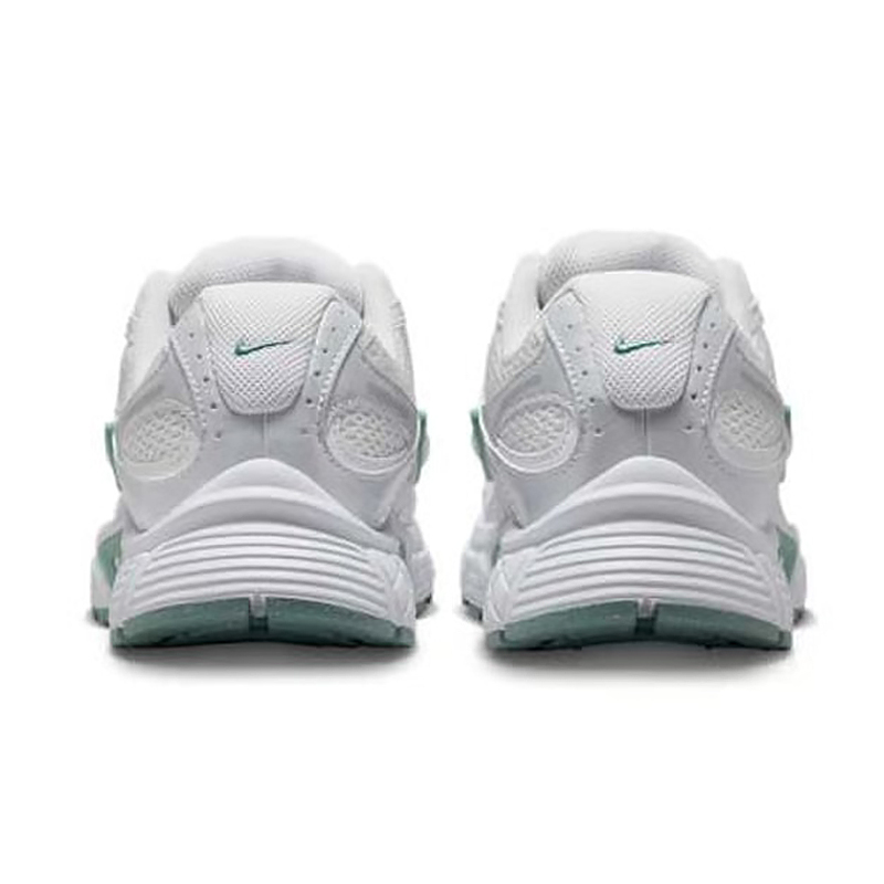 Lookbook (W) Nike V5 跑步運動鞋 HQ7901-106