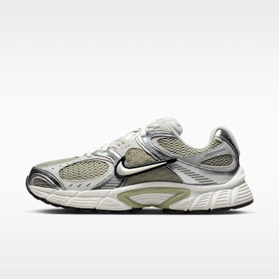women-nike-v5-runner-spruce-fog-metallic-silver-photon-dust-summit-white-hq-7901-301