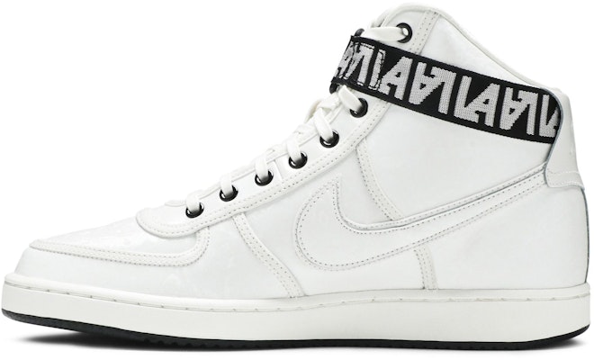 (W) Nike Vandal Tinggi 'All Star - Bintang dan Malaikat' AH6826-100 Lookbook (W) Nike Vandal Tinggi 'All Star - Bintang dan Malaikat' AH6826-100