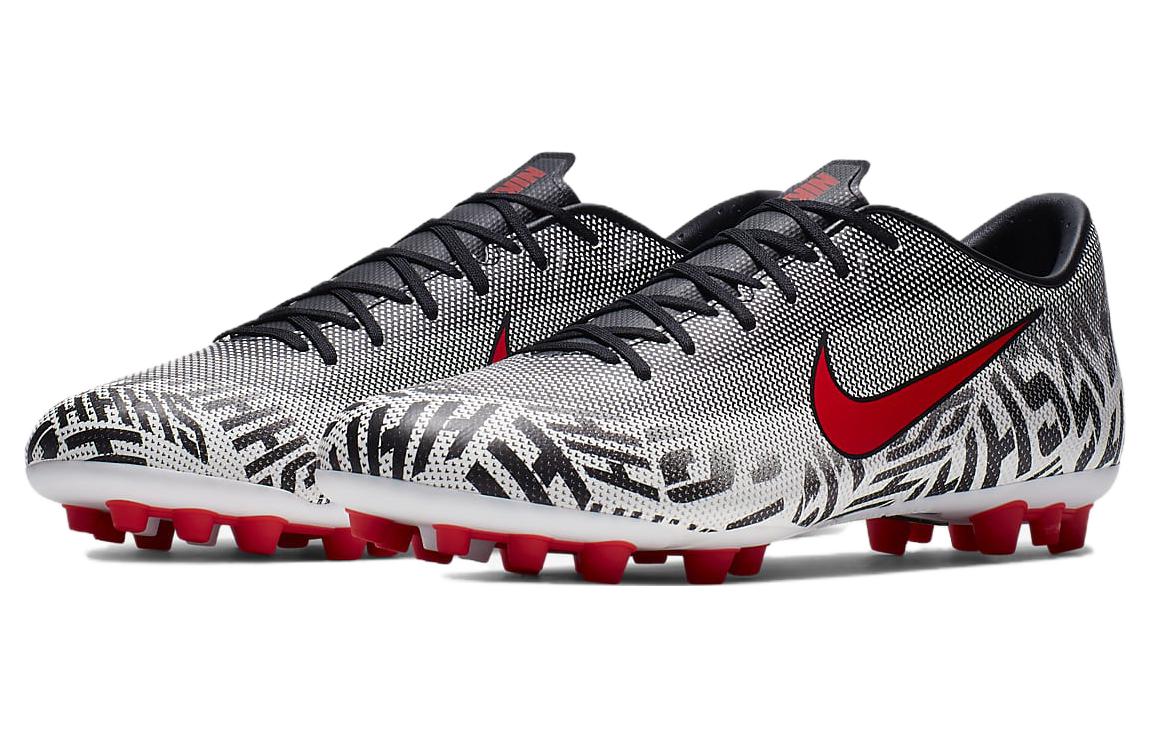 Lookbook 耐吉 Mercurial Vapor 12 Academy NJR AG-R 人造草地 减震耐磨 足球鞋 男女同款 黑白紅