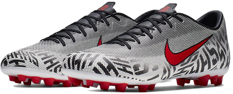 耐吉 Mercurial Vapor 12 Academy NJR AG-R 人造草地 减震耐磨 足球鞋 男女同款 黑白紅 Lookbook 耐吉 Mercurial Vapor 12 Academy NJR AG-R 人造草地 减震耐磨 足球鞋 男女同款 黑白紅