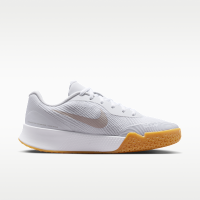Lookbook (Women) Nike Vapor Lite 3 White/Summit White/Gum Yellow/Light All Wood Brown FZ2156-103