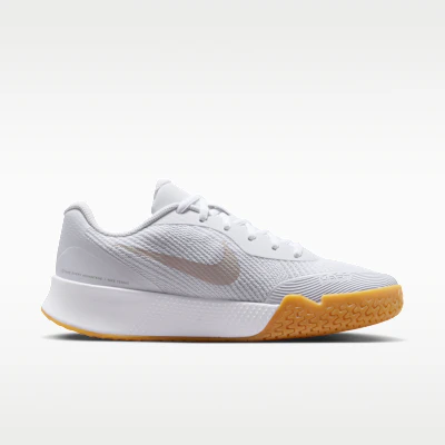 (Women) Nike Vapor Lite 3 White/Summit White/Gum Yellow/Light All Wood Brown FZ2156-103 Lookbook (Women) Nike Vapor Lite 3 White/Summit White/Gum Yellow/Light All Wood Brown FZ2156-103