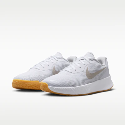 (W) Nike Vapor Lite 3 Putih/Summit White/Kuning Gum/Coklat Kayu Muda FZ2156-103 Details for (W) Nike Vapor Lite 3 Putih/Summit White/Kuning Gum/Coklat Kayu Muda FZ2156-103