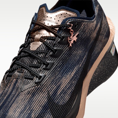 (W) Nike Vaporfly 4 "Keely Hodgkinson" 鉛筆尖/藍蝕/模糊感/黑 IR7194-001 Sizing (W) Nike Vaporfly 4 "Keely Hodgkinson" 鉛筆尖/藍蝕/模糊感/黑 IR7194-001